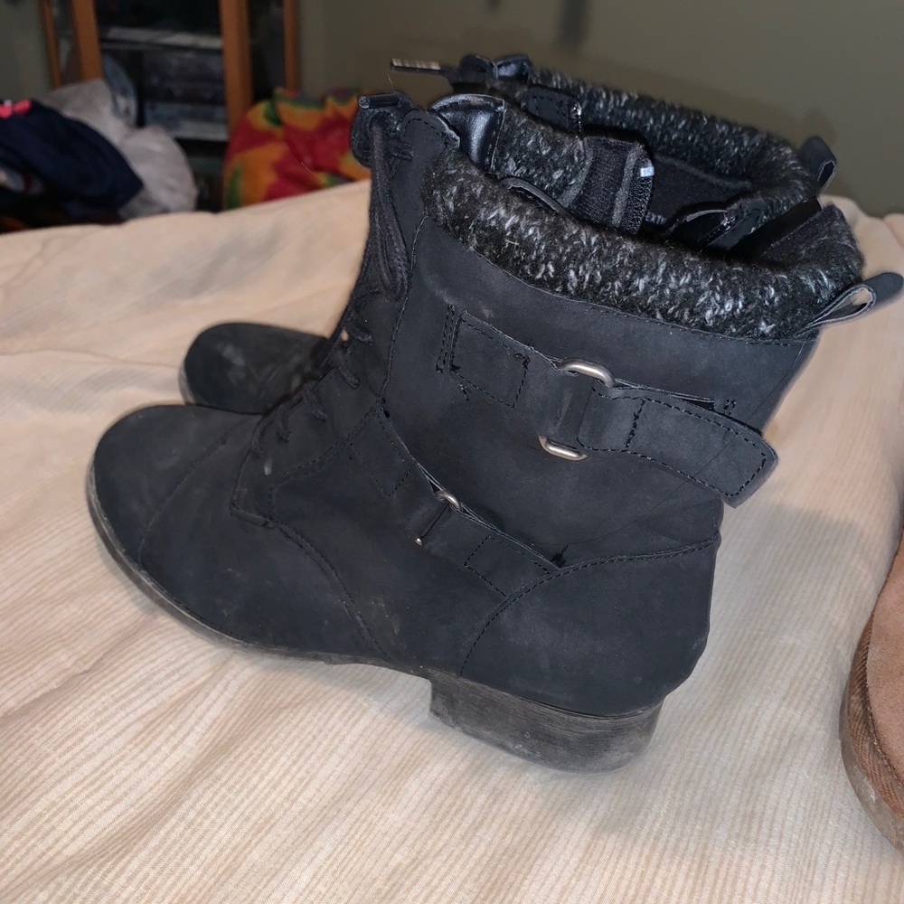 Black Zip-up Boots